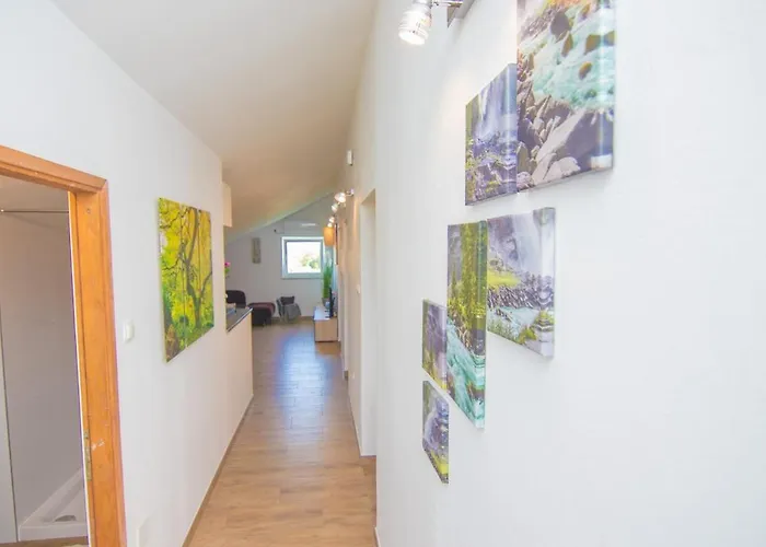 Peaceful In Muraj Apartment Kornić